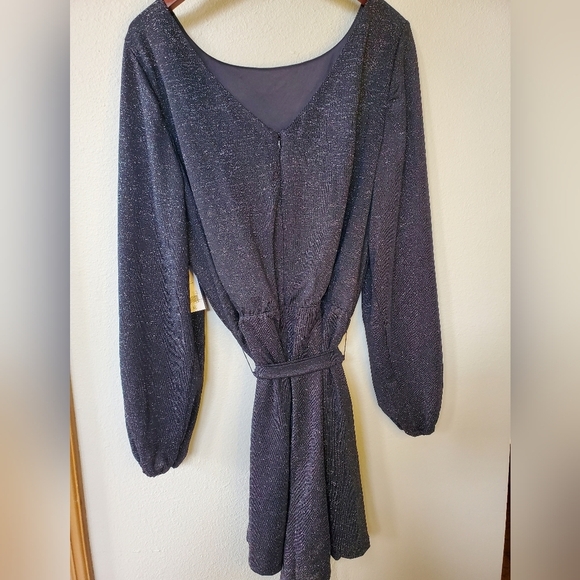 BCBG Paris NWT Black Sparkle Shorts Romper. Size XXL - Picture 6 of 7